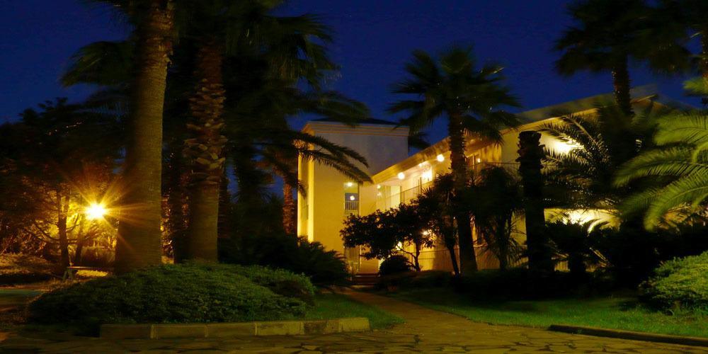 Springhill Resort Seogwipo Extérieur photo
